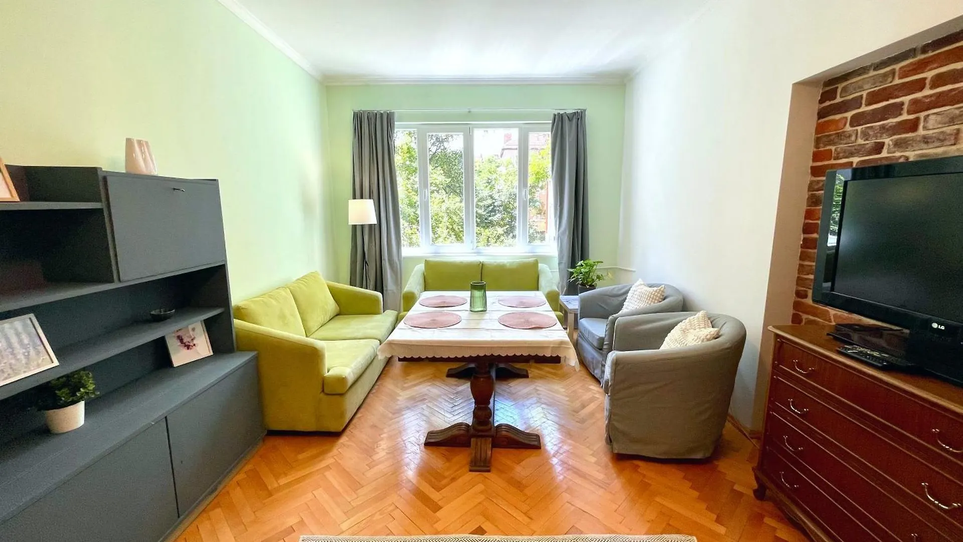 Bohemian Bright & Calm 2Br - Top Center - Private Balcony Sofia 0*,  Bulgaria