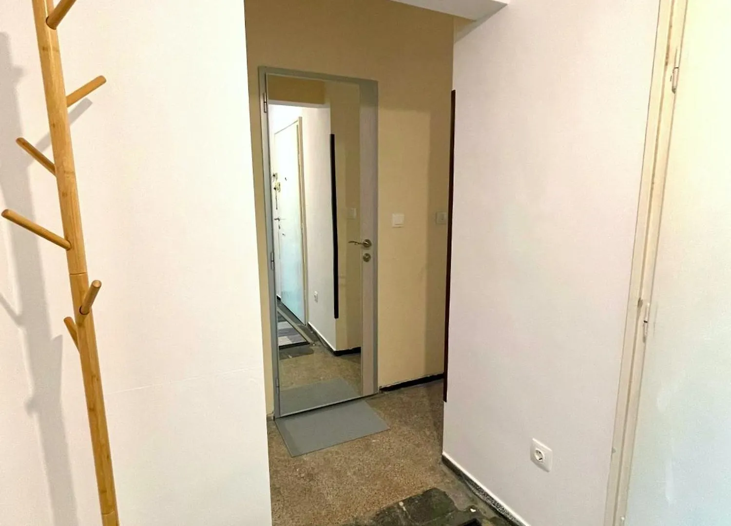 Bohemian Bright & Calm 2Br - Top Center - Private Balcony Sofia 0*,