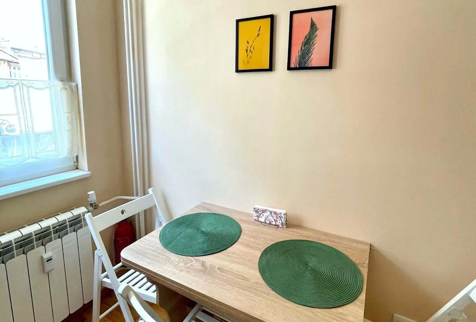 Bohemian Bright & Calm 2Br - Top Center - Private Balcony Sofia Apartment